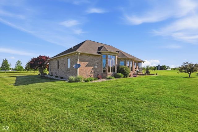 5991 W State Road 135, Trafalgar, IN 46181