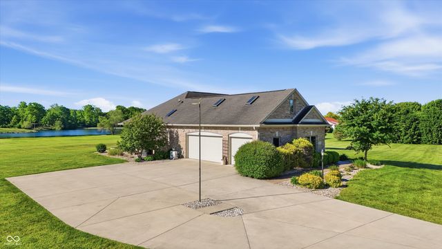 5991 W State Road 135, Trafalgar, IN 46181
