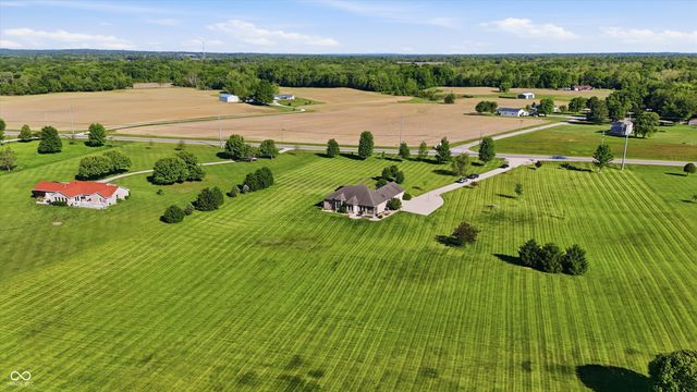 5991 W State Road 135, Trafalgar, IN 46181