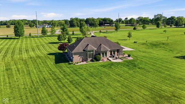 5991 W State Road 135, Trafalgar, IN 46181