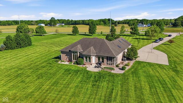 5991 W State Road 135, Trafalgar, IN 46181
