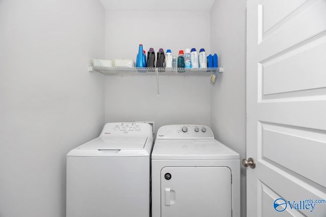 408 Ronnie Drive SE, Hartselle, AL 35640