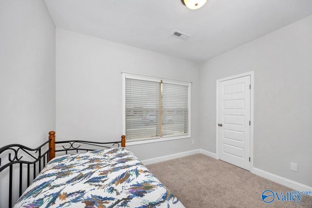 408 Ronnie Drive SE, Hartselle, AL 35640