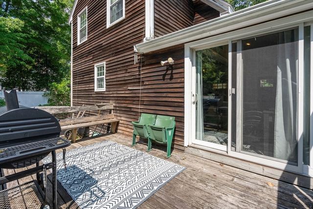 22 Union Rd, Norton, MA 02766