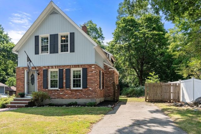22 Union Rd, Norton, MA 02766