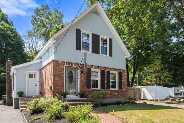 22 Union Rd, Norton, MA 02766