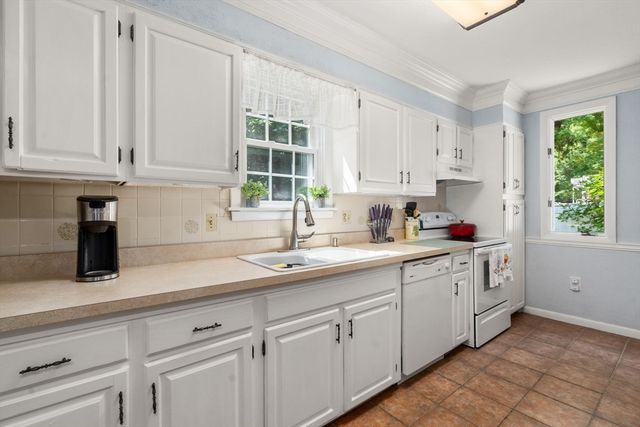22 Union Rd, Norton, MA 02766