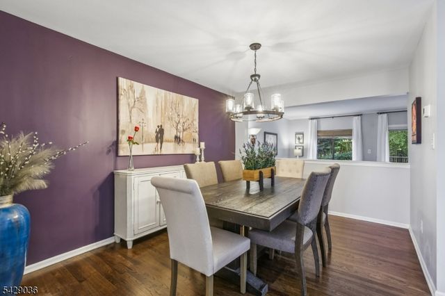 12 Louisburg Sq, Verona Twp., NJ 07044