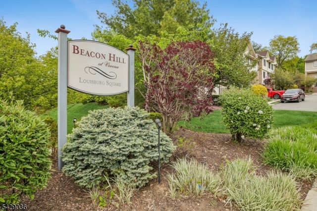 12 Louisburg Sq, Verona Twp., NJ 07044