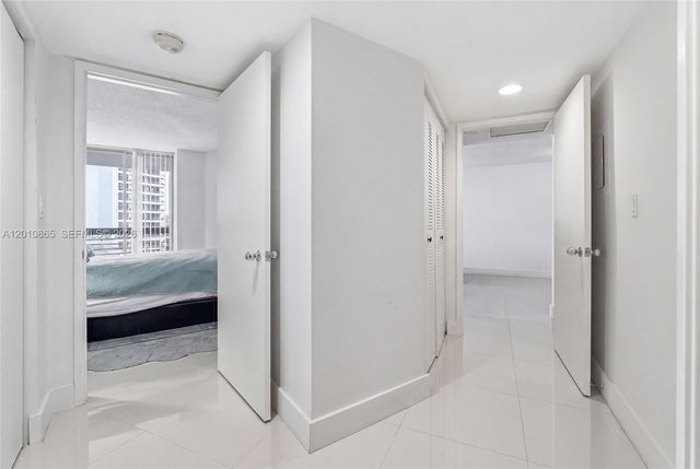 19195 NE 36th Ct 604, Aventura, FL 33180