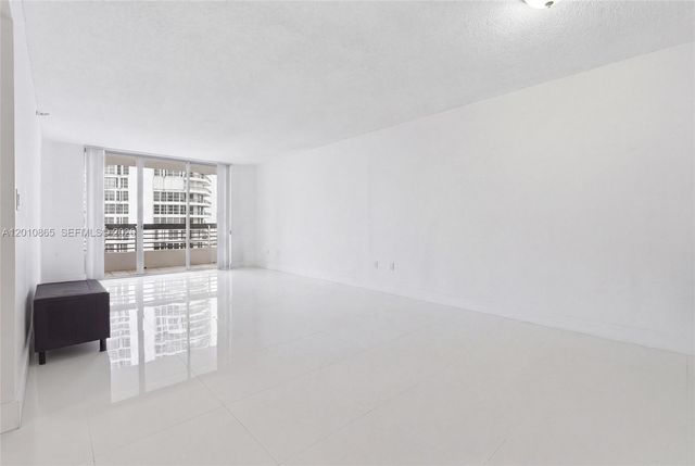 19195 NE 36th Ct 604, Aventura, FL 33180