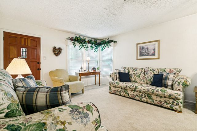 1816 Eden Avenue, Haltom City, TX 76117