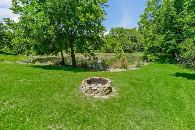 4900 72nd Street, Kansas City, MO 64119
