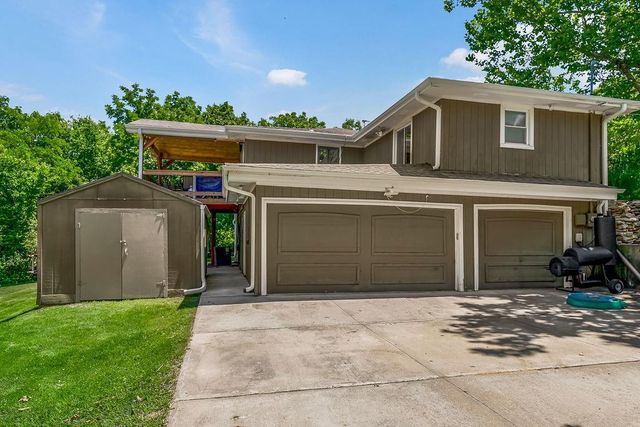 4900 72nd Street, Kansas City, MO 64119
