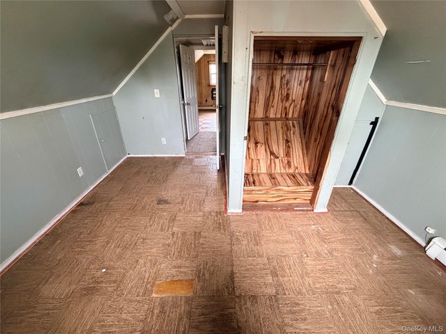 304 27th Street, Lindenhurst, NY 11757