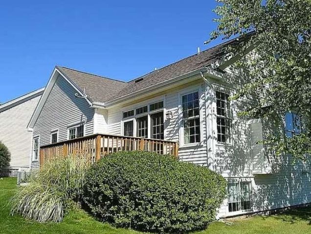 192 South Pointe Drive, South Burlington, VT 05403