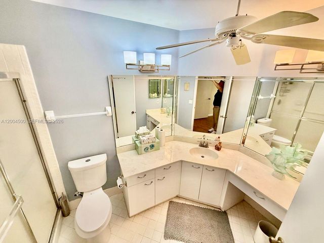 5155 Europa Dr U, Boynton Beach, FL 33437