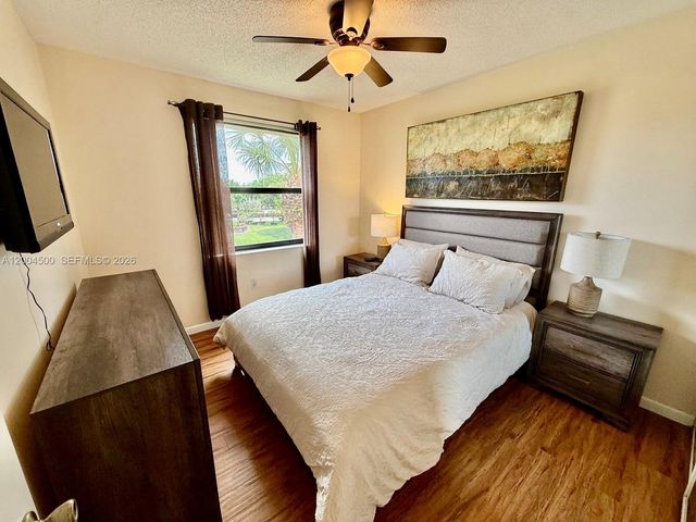 5155 Europa Dr U, Boynton Beach, FL 33437