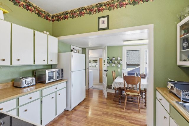 419 B St, Cheney, WA 99004