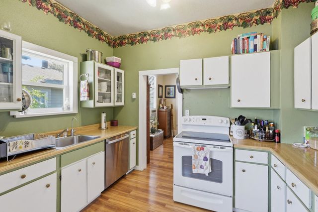419 B St, Cheney, WA 99004