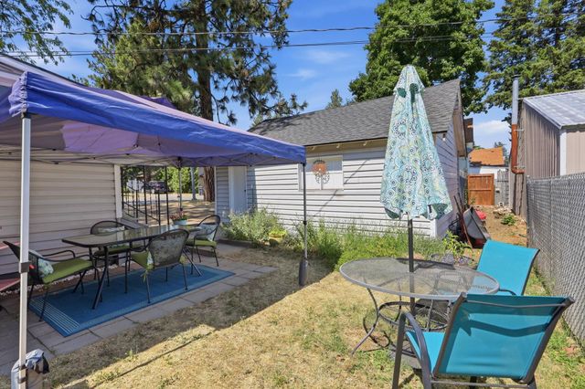 419 B St, Cheney, WA 99004