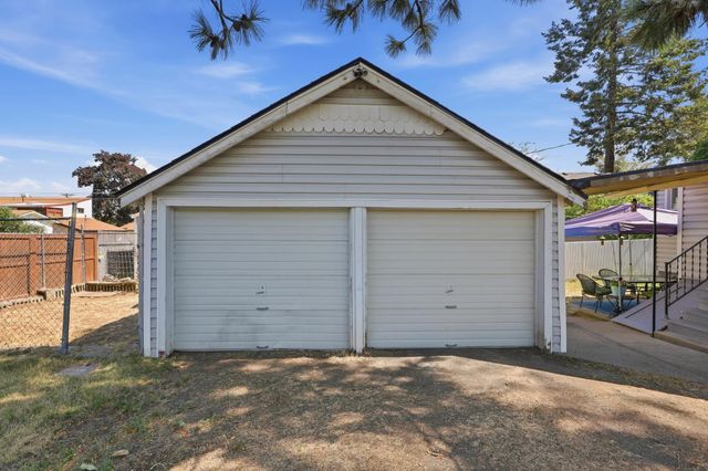 419 B St, Cheney, WA 99004
