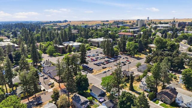 419 B St, Cheney, WA 99004