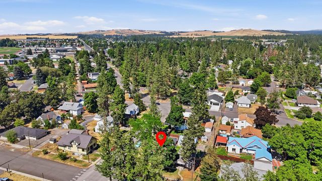 419 B St, Cheney, WA 99004