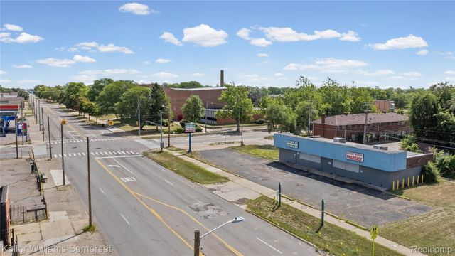 11538 E 7 Mile Road, Detroit, MI 48234