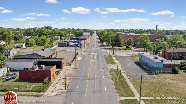 11538 E 7 Mile Road, Detroit, MI 48234