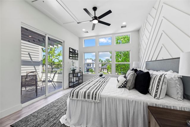 7210 England Street, Houston, TX 77021