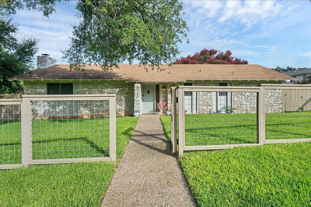 8800 Willowick DR 2, Austin, TX 78759