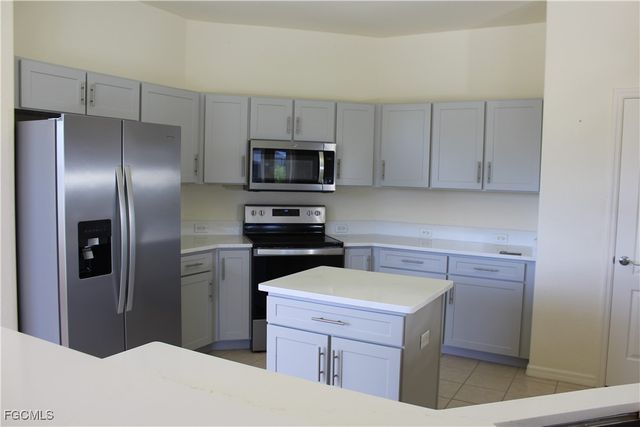 1509 SW 17th PL, Cape Coral, FL 33991
