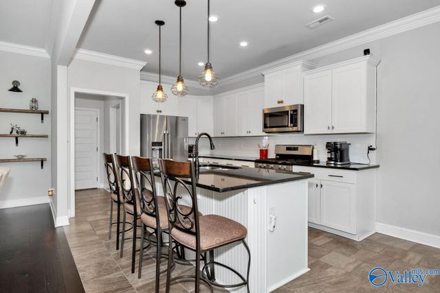 18230 Red Tail Street, Athens, AL 35613