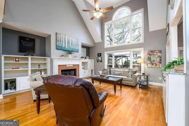 2364 Mossy Branch Drive, Snellville, GA 30078