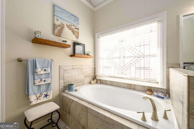 2364 Mossy Branch Drive, Snellville, GA 30078