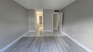 6200 S Falls Circle Drive 105, Lauderhill, FL 33319
