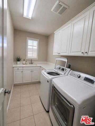 14811 Blossom Lane, Westminster, CA 92683