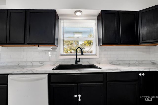 505 W Avenue D, Jerome, ID 83338