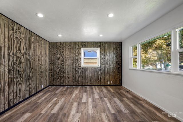 505 W Avenue D, Jerome, ID 83338