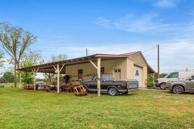 2858 Daisy Rd., Loris, SC 29569