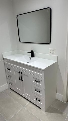 10000 NW 80th Ct 2364, Hialeah Gardens, FL 33016