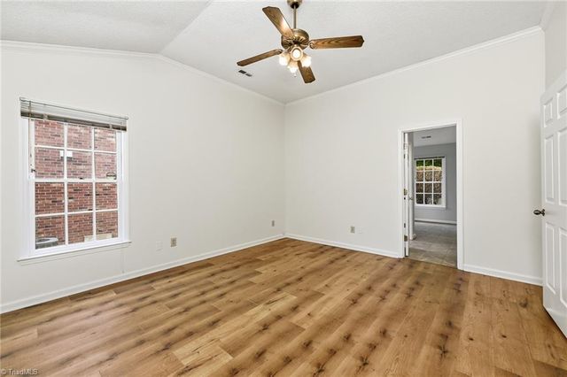 900 Heatherstone Drive, Winston-salem, NC 27104