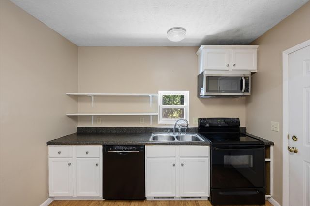 5677 Dividing Ridge Rd, Goodlettsville, TN 37072