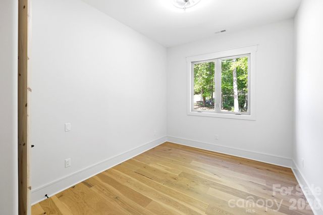 121 Deer Jump Trail, Lake Lure, NC 28746