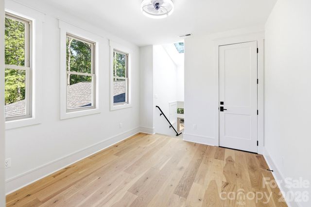 121 Deer Jump Trail, Lake Lure, NC 28746
