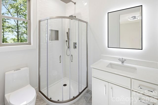 121 Deer Jump Trail, Lake Lure, NC 28746