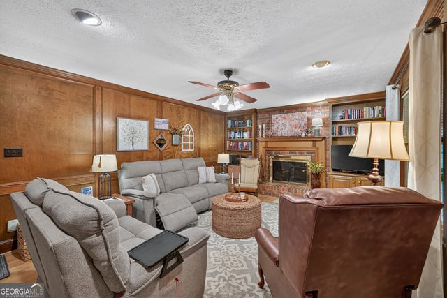 2638 Colony Circle, Snellville, GA 30078