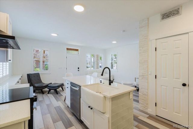 2609 Emporia Court, Denver, CO 80238