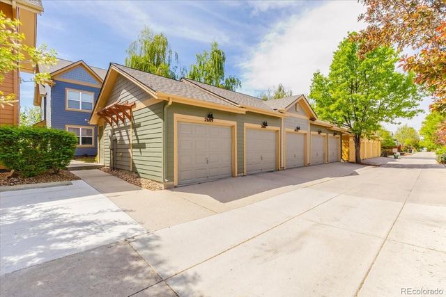 2609 Emporia Court, Denver, CO 80238